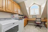 2114 Surrey Cir - Photo 29