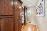 2114 Surrey Cir - Photo 35