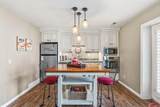 2114 Surrey Cir - Photo 41