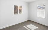 619 28 TH St - Photo 18