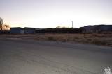 595 Esquire Pkwy - Photo 4