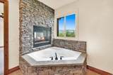 3573 Elkview Dr - Photo 34