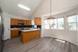 742 Rowley Dr - Photo 4