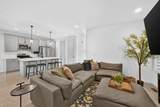 2402 Sunmore Way - Photo 13