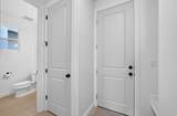 2402 Sunmore Way - Photo 22