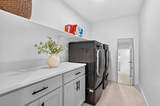 2402 Sunmore Way - Photo 30