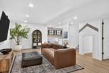 2402 Sunmore Way - Photo 42
