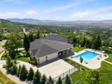1756 Stone Hollow Dr - Photo 43