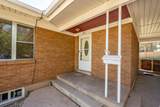 437 Circleway Dr - Photo 2