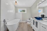 5473 Walden Wood Cir - Photo 22