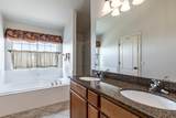 2011 Stoneleigh Dr - Photo 15