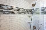 2404 Elizabeth St - Photo 13