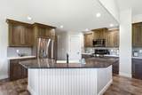 533 Moonlight Dr - Photo 32