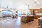 6062 Bunda Way - Photo 10