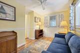 2990 Riverside Dr - Photo 15