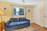 2990 Riverside Dr - Photo 16