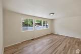 683 Mountainview Dr - Photo 11