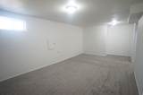 560 Pezel Rd - Photo 29