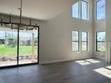2912 Hayloft Ln - Photo 6