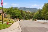 1963 Maple Hollow Way - Photo 72