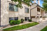945 Creek Hill Ln - Photo 2