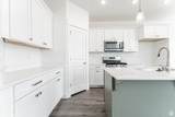 1548 Skyline Dr - Photo 3