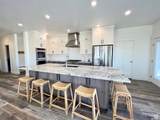 833 Sunrise Cir - Photo 6