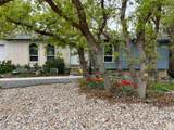 1213 Winston Dr - Photo 3