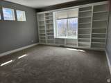1075 Grandview Dr - Photo 13