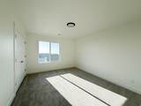 993 Mountain Hollow Way - Photo 9