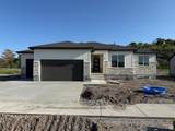 57 Glen Way - Photo 1