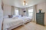 2599 Foxridge Rd - Photo 22
