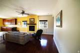 1215 Emerald Dr - Photo 15