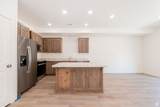 811 Highland Way - Photo 7