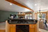 2442 Deer Lake Dr - Photo 6