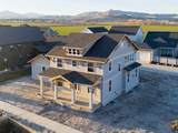 822 Caroline Dr - Photo 4