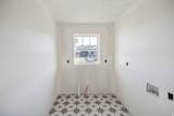 822 Caroline Dr - Photo 10