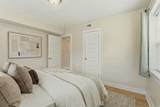 808 300 - Photo 12