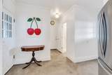 2025 Oak Ln - Photo 16