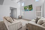 586 Hill View Dr - Photo 5