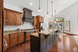 10637 Crescent Bend Dr - Photo 12