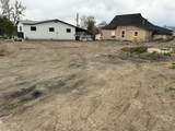 215 Center St - Photo 46