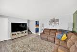 401 Lakeview Ave - Photo 4