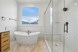 11 Talisman Ave - Photo 15