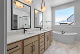 11 Talisman Ave - Photo 18