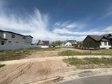 2444 Orchard Cir - Photo 4