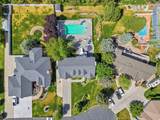 2114 Surrey Cir - Photo 5