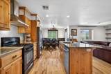 735 Peachtree Dr - Photo 7