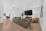 2402 Sunmore Way - Photo 10
