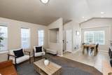 1147 Abbotsford Dr - Photo 3